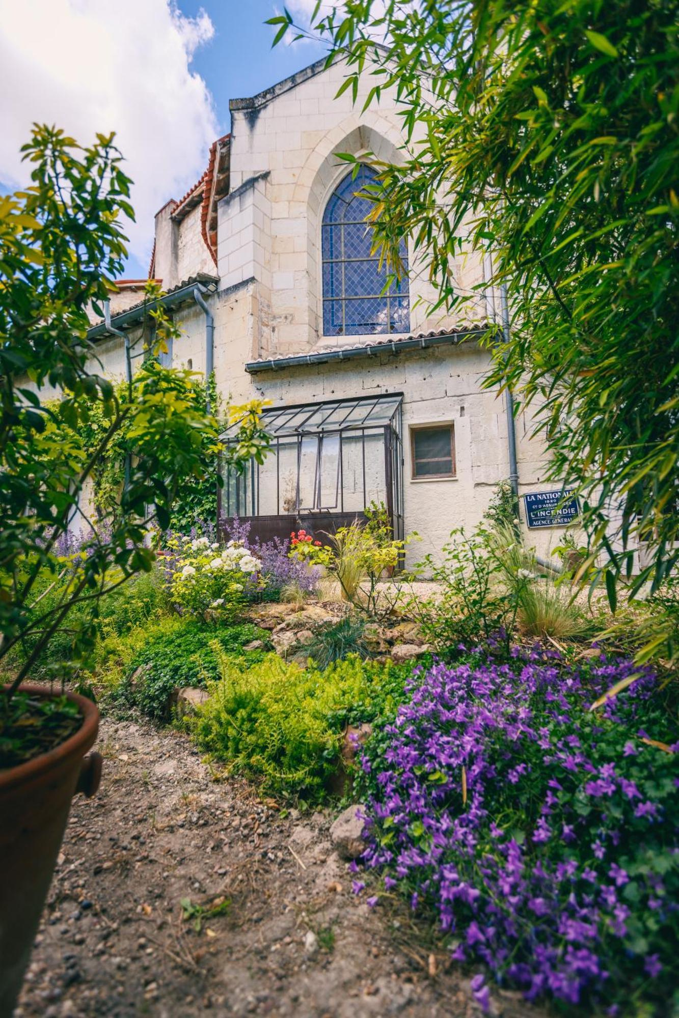 Le Prieure Sainte Croix Hotel Loudun Exterior photo